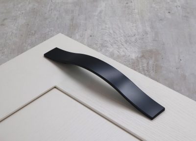 160mm Matt Black Strap Handle