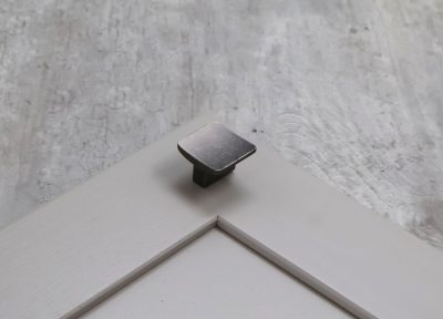 32mm Antique Pewter Square Knob